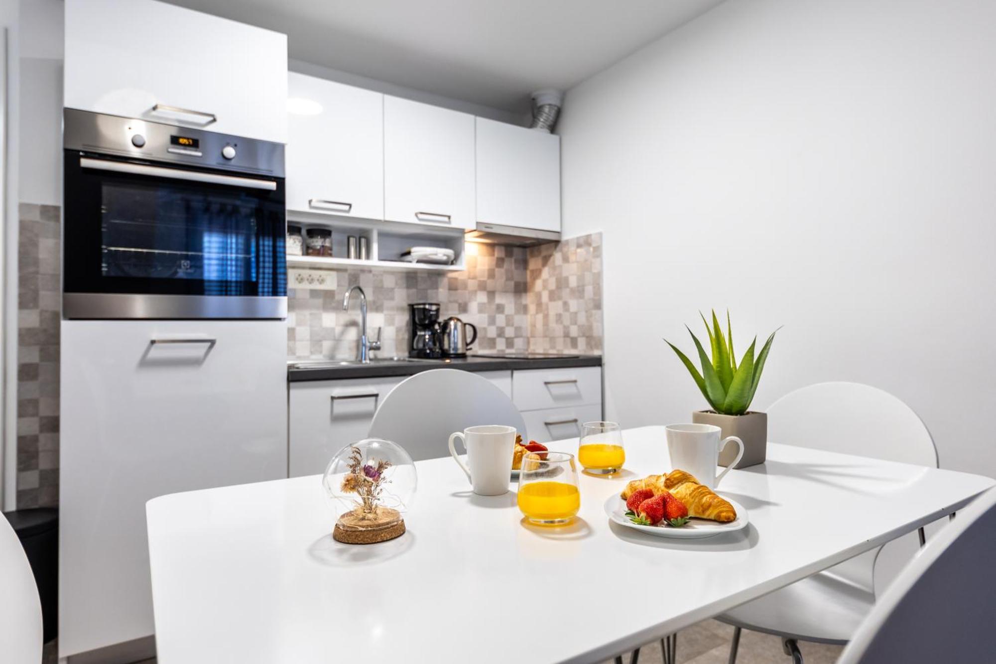 New Modern Nina Appartement *